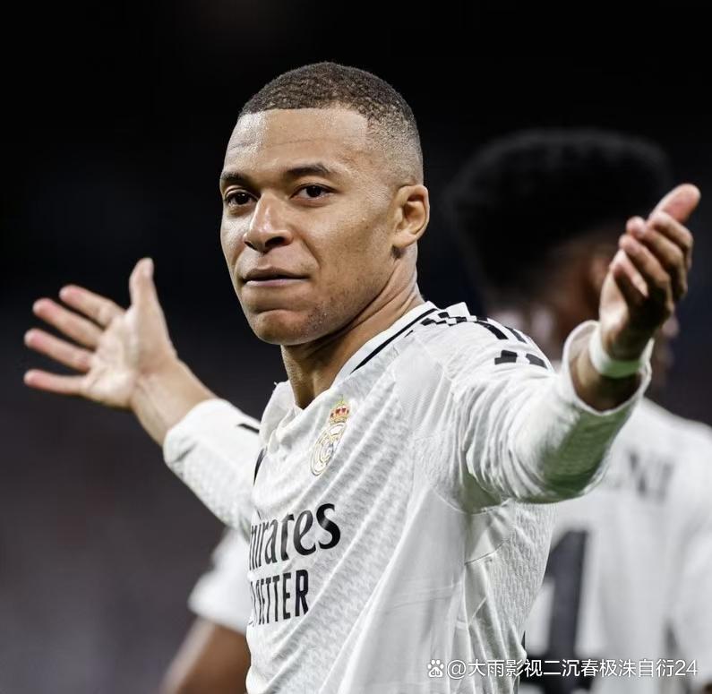 包含姆巴佩回归赛场，出色防守首场状态亮眼，曼联观众沸腾！的词条-体育平台