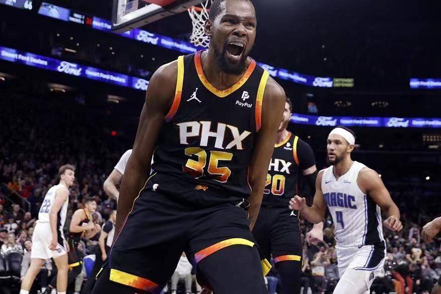  杜兰特关键节点精彩发挥，C9带队取胜！-半岛体育网